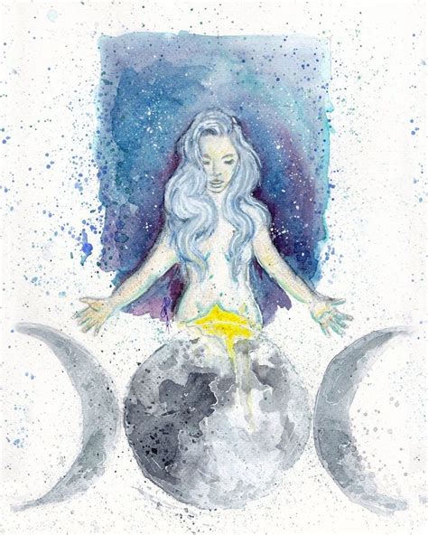 The Divine Feminine: Exploring the Wiccan Goddesses of the Moon Phase